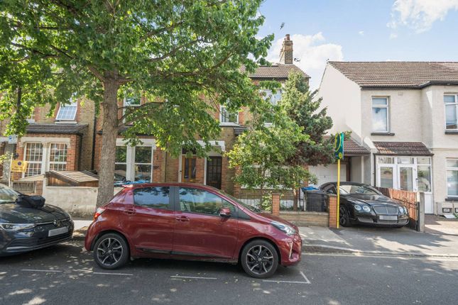 Thumbnail Property to rent in Clarendon Road, Colliers Wood, London