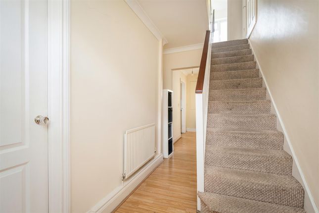 16 Rigden Street, London photo 4