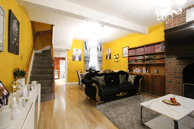18, Asplins Road, London photo 2