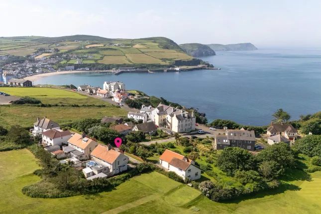 Whinlatter, Spaldrick Avenue, Port Erin photo 2