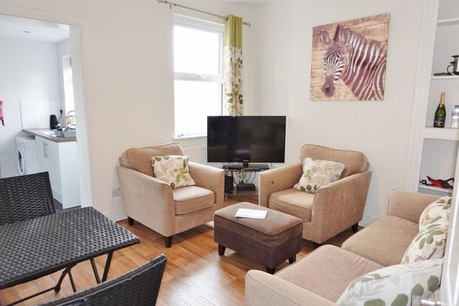 41 Field Terrace Road, Room 2, Newmarket photo 4