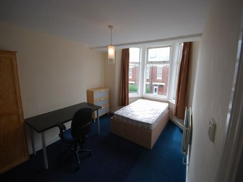 Maisonette to rent in Simonside Terrace, Heaton, Newcastle Upon Tyne