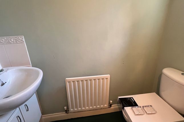 53, School Lane, Higham Ferrers photo 4