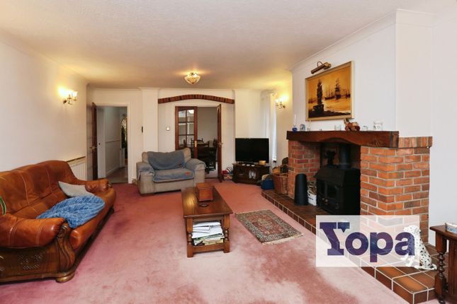 Thalia, Curdridge Lane, Southampton photo 4