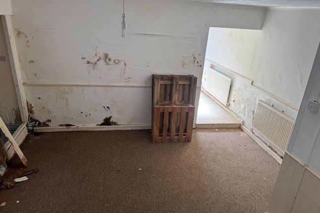 4 Station Road, Kidwelly photo 4