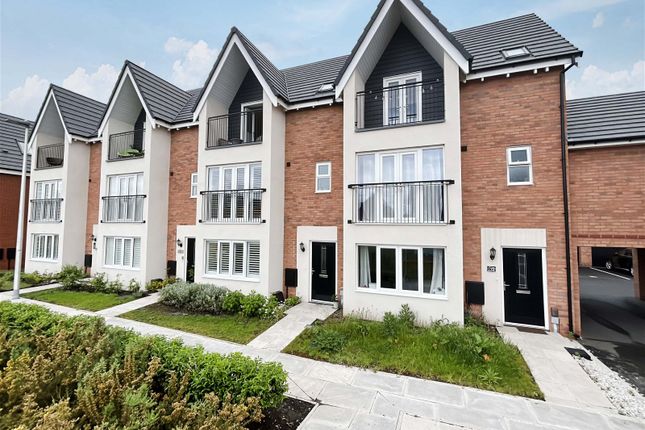 Town house for sale in Darlton Drive, Kew Meadows, Southport