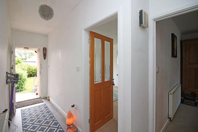 240, Broadway, Fleetwood photo 4