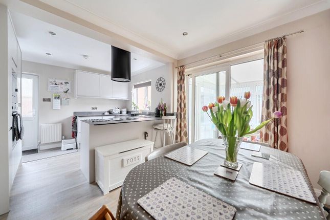 2A, Oak Crescent, Cullompton photo 4