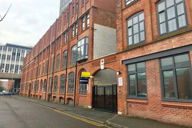 Thumbnail Studio to rent in Clyde Court, Leicester