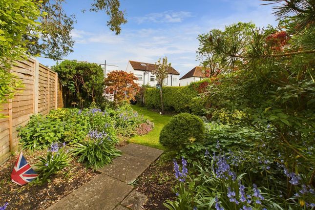 Property for sale in Molesey Avenue, West Molesey
