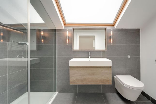 Flat 3, 253, Goldhurst Terrace, London photo 4