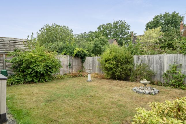 4, Ellis Road, Berkshire photo 4