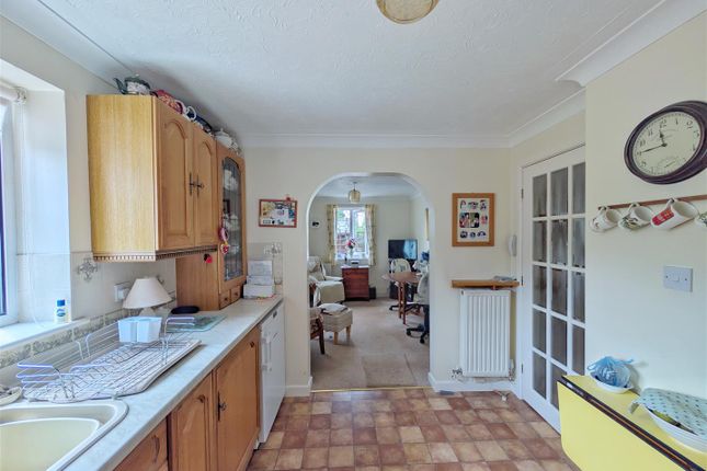 9, Walnut Close, Coleford photo 3