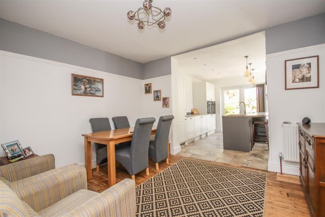 37, St. Peters Avenue, Rushden photo 4