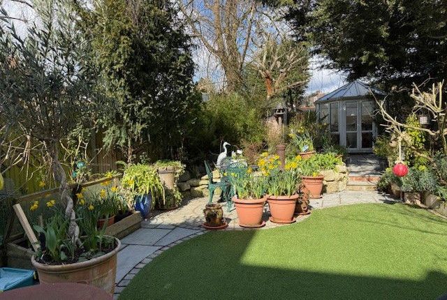 24, Norwich Road, Northwood photo 4