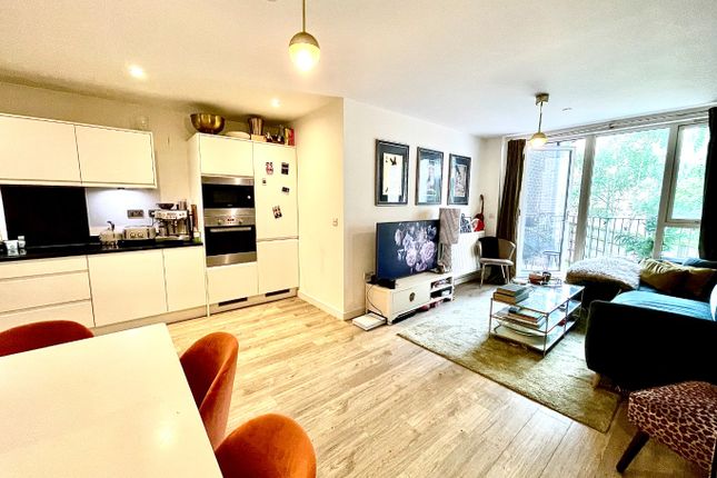 Thumbnail Flat for sale in Bloom Heights, River Rise Close, Deptford, London