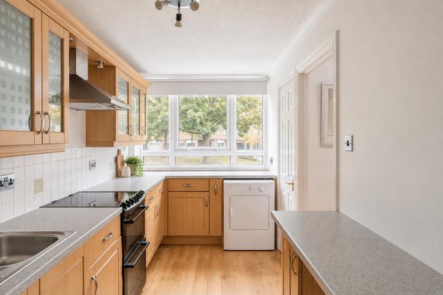 146, Cottingwood Court, Newcastle Upon Tyne photo 4
