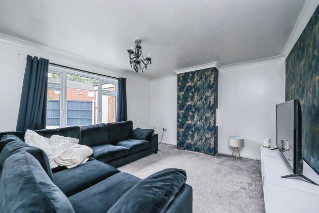 61, Spindle Gardens, Nottingham photo 4