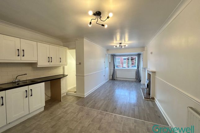 50 Moss Lane, Manchester photo 4