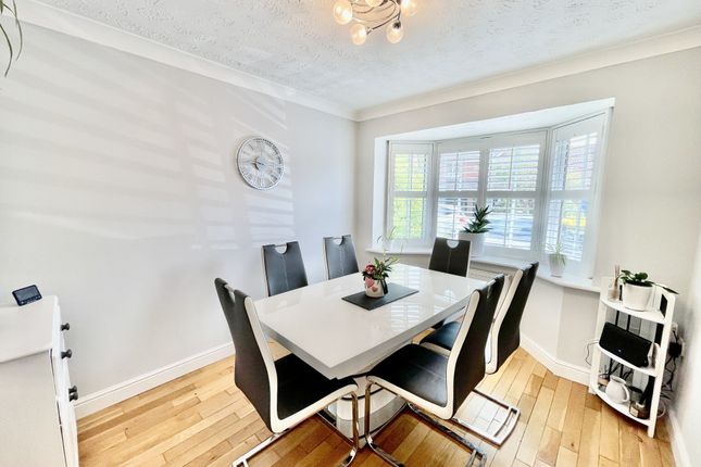 11, Southworth Way, Cleveleys photo 2