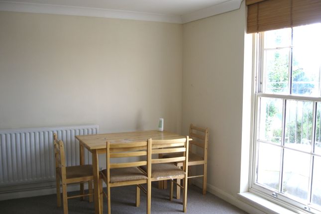 15 Parkside Lodge, Upton Court Road, Slough photo 3