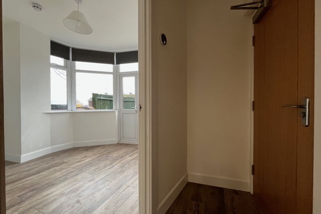 Apartment 1, Kensington House, 33, Dove Bank, Uttoxeter photo 5