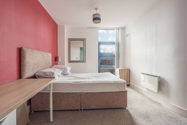 Flat 20, 38 Low Friar Street, Tyne and Wear photo 5
