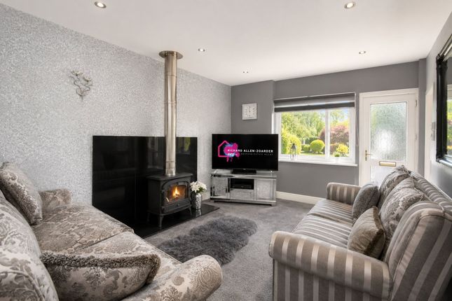 76, Laxton Close, Kingswinford photo 3