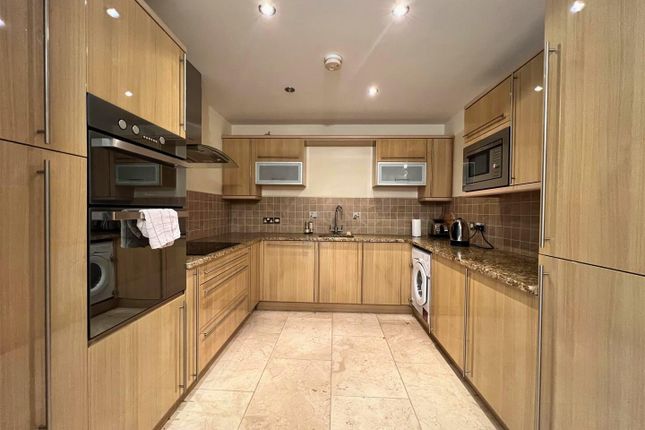 19, Castle Heights, Marlborough Street, Scarborough photo 4