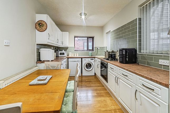 4, Holderness Cottages, Hull photo 3