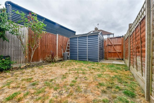 Dering Road, Ashford photo 2