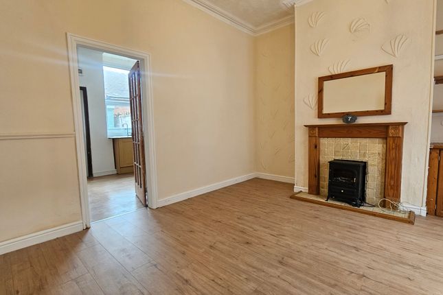 7, Preston photo 2