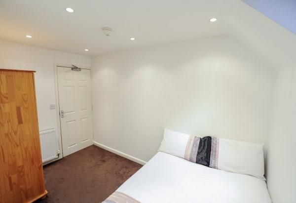 Thumbnail Room to rent in Swanpool Walk, Worcester