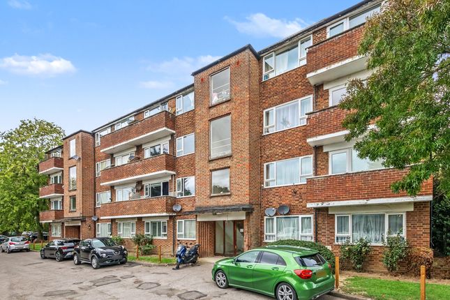 2-bed flat on 7, Northolt, £210,000
