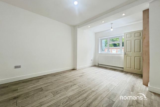 317, Micklefield Road, High Wycombe photo 4