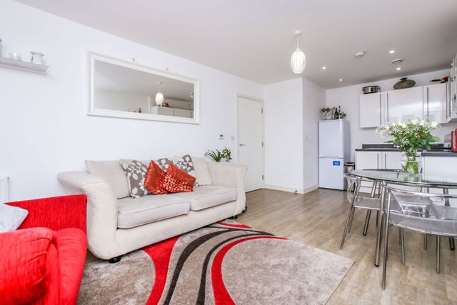 Flat for sale in Whitestone Way, Croydon