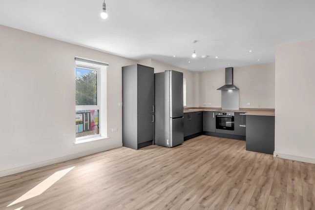 Apt 5, Delderfield, Nottingham photo 5