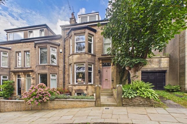 4-bed house on 12 Lily Grove, Lancaster, £465,000