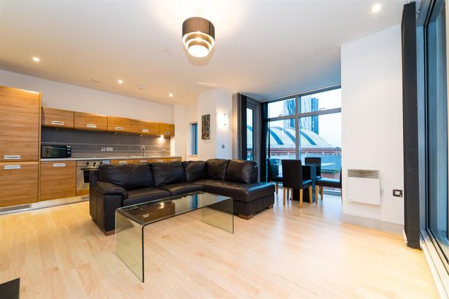 Thumbnail Flat to rent in Great Northern Tower, 1 Watson Street, City Centre