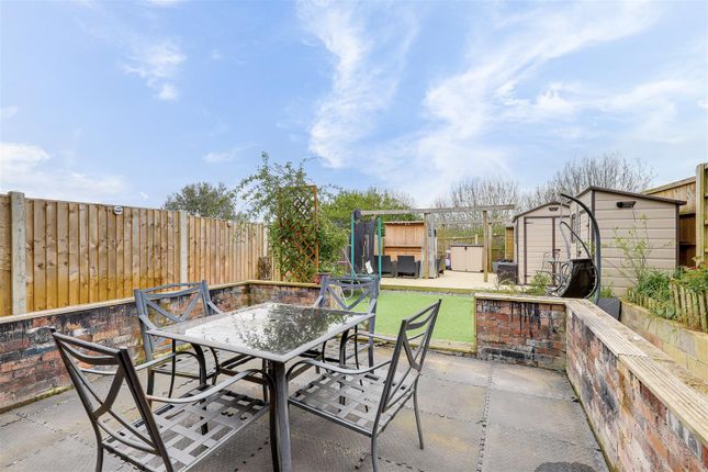 End terrace house for sale in Linton Rise, Bakersfield, Nottinghamshire