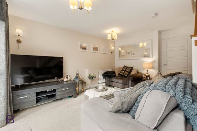 Fern Ave, Bradford photo 3