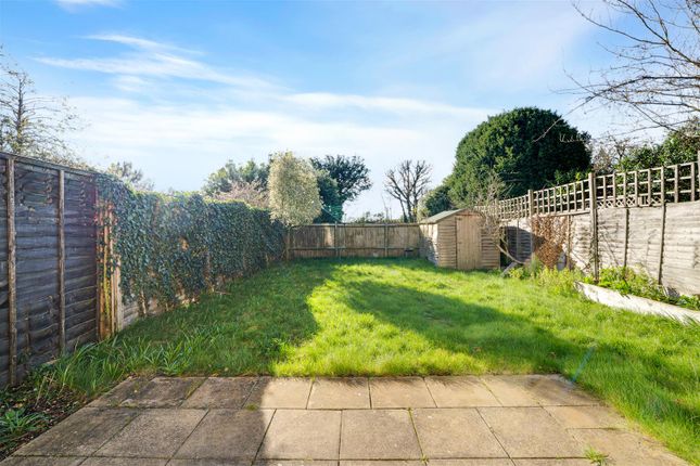 Garden Flat 155,, Uxbridge Road, Hampton Hill photo 4