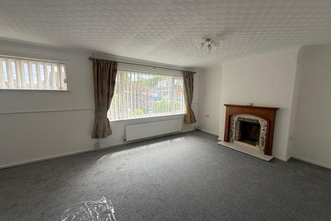 14, Hazel Grove, Louth photo 4