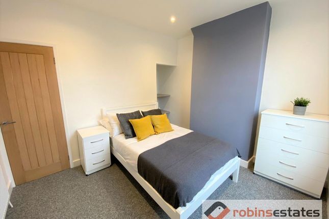 Terraced house to rent in Brixton Road, Nottingham
