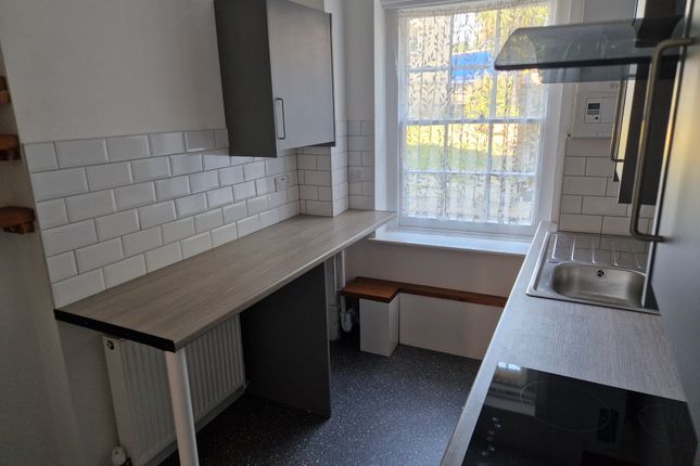 Camden Crescent, Dover photo 5
