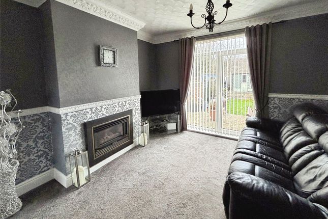 2, Daw Wood, Doncaster photo 2