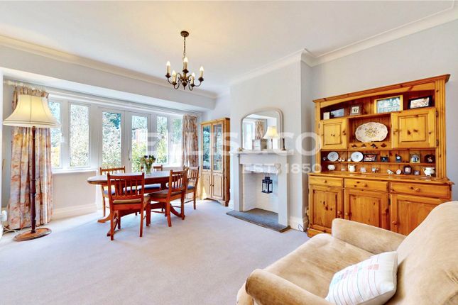 4, Priory Crescent, Wembley photo 4