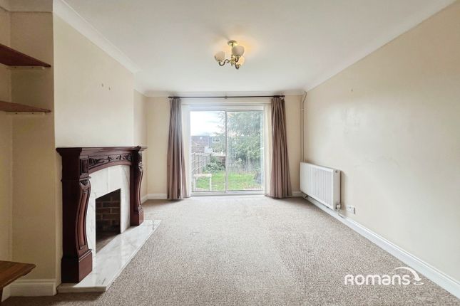 113, Walton Drive, Buckinghamshire photo 2