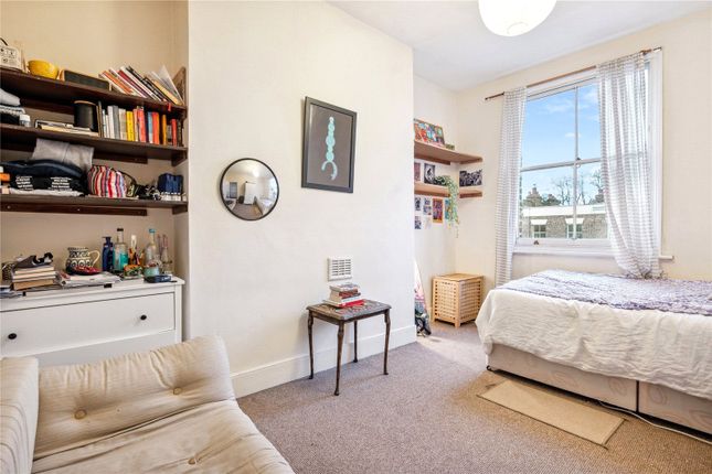 Flat for sale in Gaisford Street, London