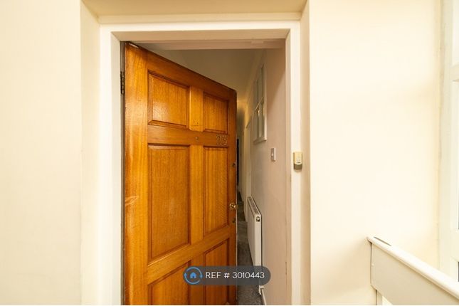 Flat, Flaxley Close Flaxley Road, Birmingham photo 3